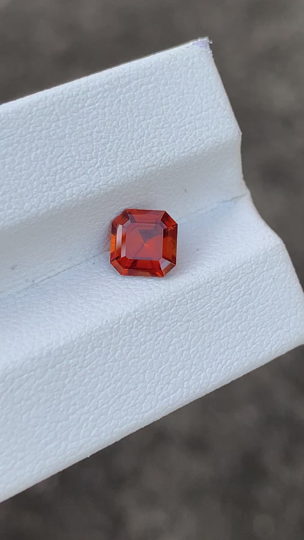 Asscher Cut Hessonite Garnet - 1.06CT